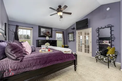 1123 Country Oak Drive Ottawa IL 61350