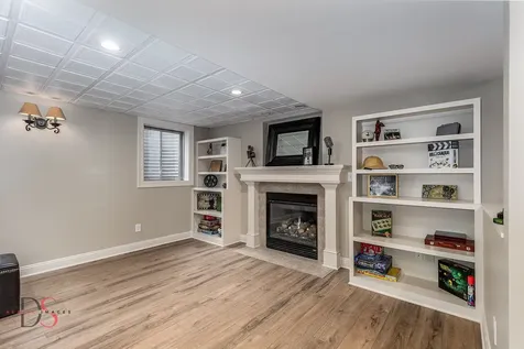 1123 Country Oak Drive Ottawa IL 61350