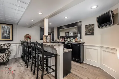 1123 Country Oak Drive Ottawa IL 61350