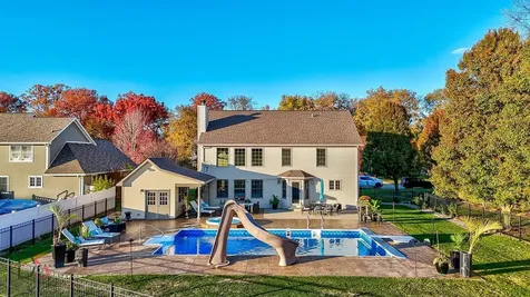1123 Country Oak Drive Ottawa IL 61350