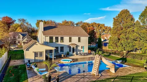 1123 Country Oak Drive Ottawa IL 61350