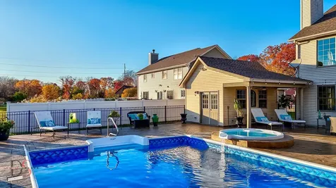 1123 Country Oak Drive Ottawa IL 61350