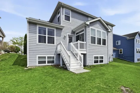 3307 Wanskuck Street Elgin IL 60124