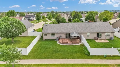 707 Chickory Drive Champaign IL 61822