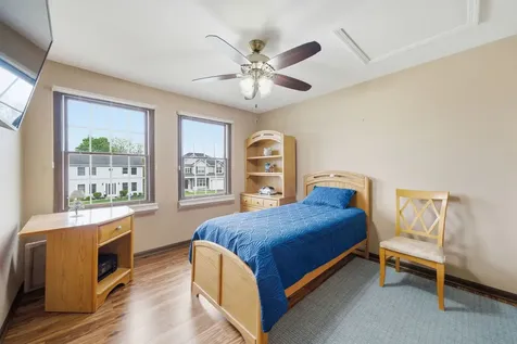 1812 Hampton Court Plainfield IL 60586