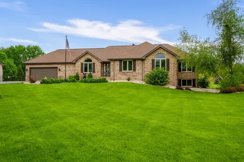 32 Shadow Ridge Lane Rockford IL 61107