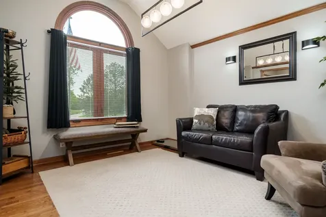 32 Shadow Ridge Lane Rockford IL 61107