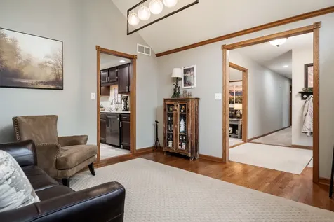 32 Shadow Ridge Lane Rockford IL 61107