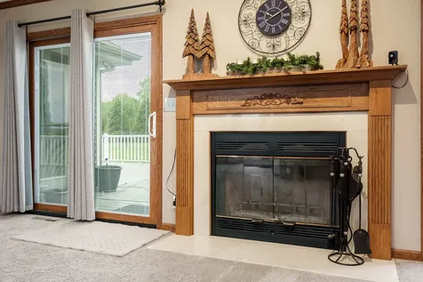 32 Shadow Ridge Lane Rockford IL 61107