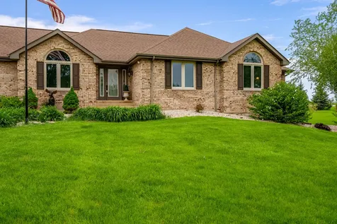 32 Shadow Ridge Lane Rockford IL 61107