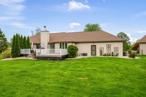 32 Shadow Ridge Lane Rockford IL 61107