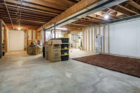 32 Shadow Ridge Lane Rockford IL 61107