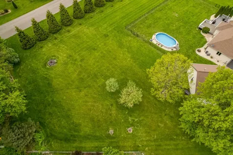 32 Shadow Ridge Lane Rockford IL 61107