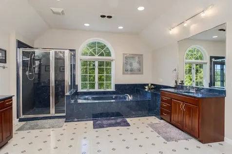 15626 East 910 North Road Bloomington IL 61705