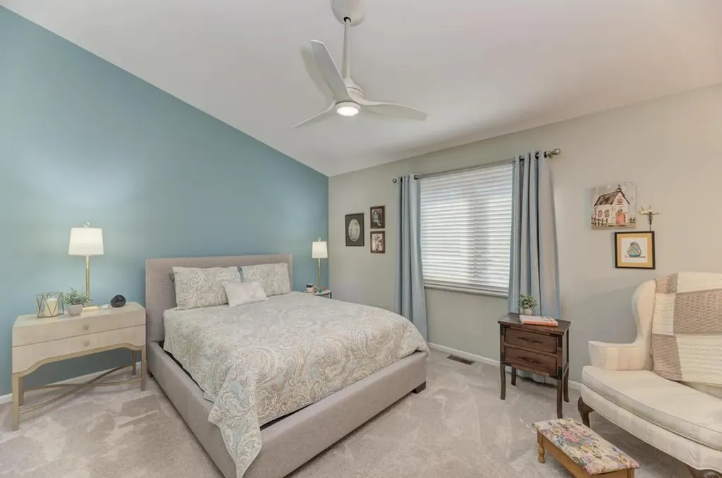 312 Cromwell Court Westmont IL 60559