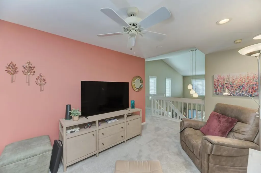 312 Cromwell Court Westmont IL 60559