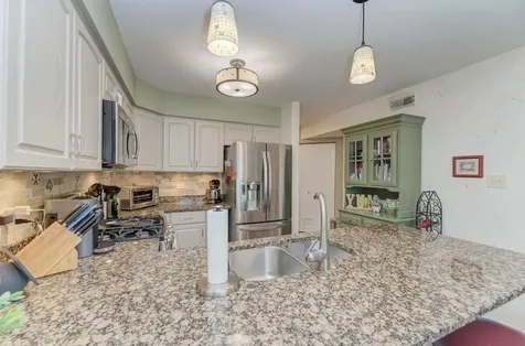 312 Cromwell Court Westmont IL 60559