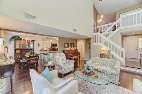 312 Cromwell Court Westmont IL 60559