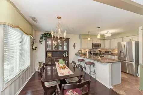 312 Cromwell Court Westmont IL 60559