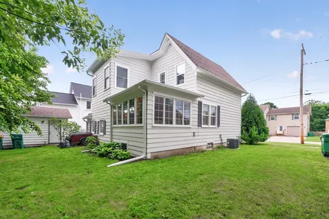 515 Edward Street Sycamore IL 60178