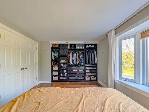 1931 Governors Lane Hoffman Estates IL 60169