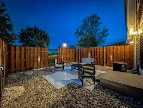 1931 Governors Lane Hoffman Estates IL 60169