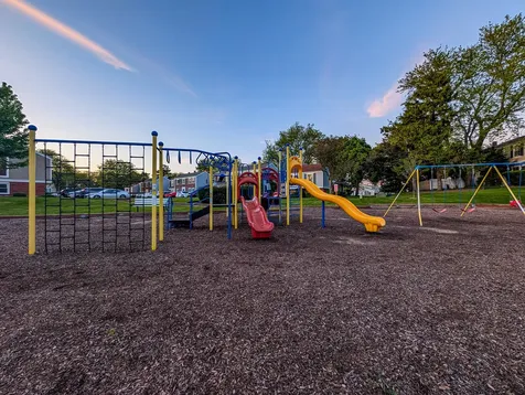 1931 Governors Lane Hoffman Estates IL 60169