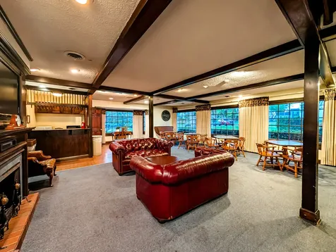 1931 Governors Lane Hoffman Estates IL 60169