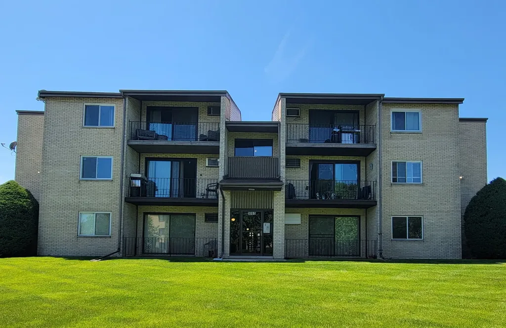 9865 Cordoba Court Orland Park IL 60462
