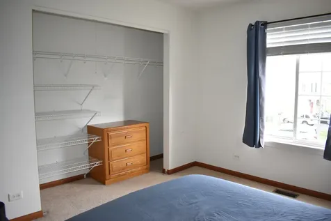 908 Angelica Circle Joliet IL 60431