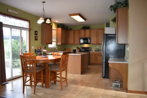 908 Angelica Circle Joliet IL 60431