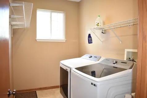 908 Angelica Circle Joliet IL 60431