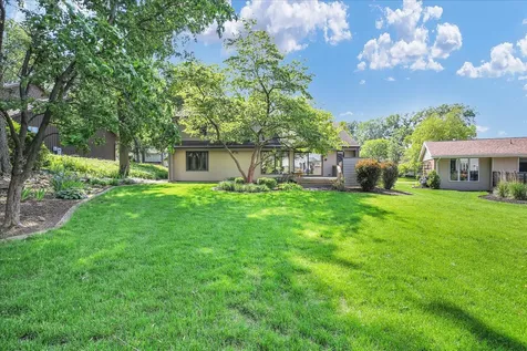 332 Indian Hills Drive Rantoul IL 61866