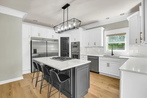 1809 Mullikin Drive Champaign IL 61822