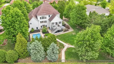 1809 Mullikin Drive Champaign IL 61822