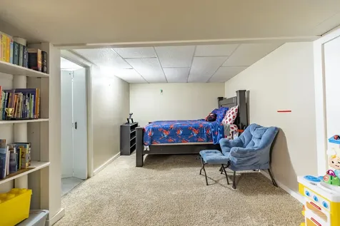 517 North Manchester Drive Chicago Heights IL 60411