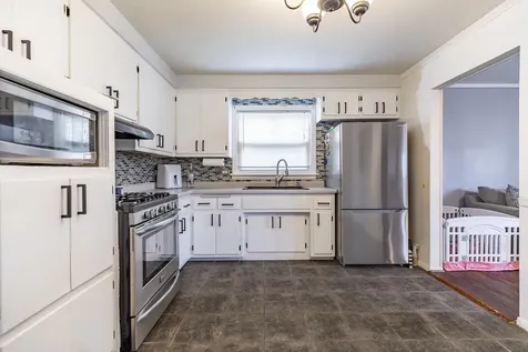 517 North Manchester Drive Chicago Heights IL 60411