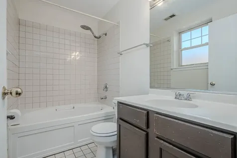 7037 South Crandon Avenue Chicago IL 60649