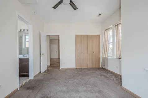 7037 South Crandon Avenue Chicago IL 60649