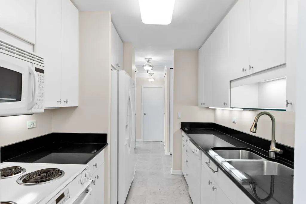 111 East Chestnut Street Chicago IL 60611