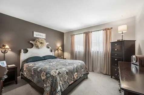 138 Kimberly Road East Dundee IL 60118