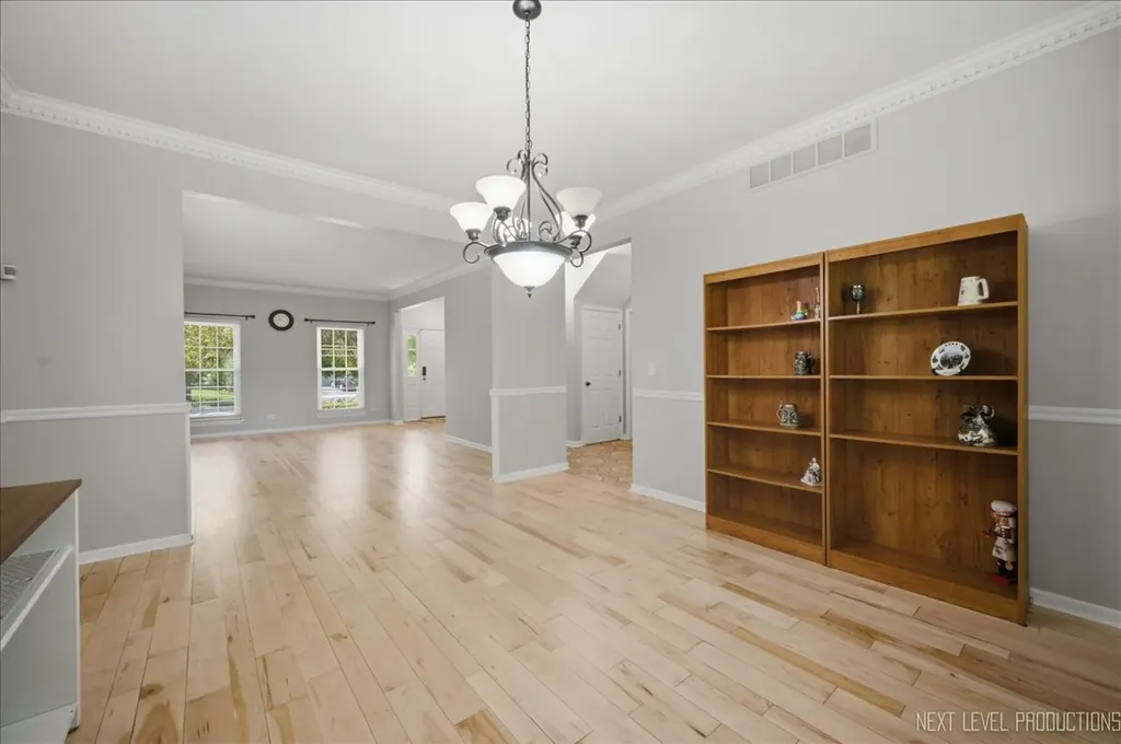2755 Bluewater Circle Naperville IL 60564