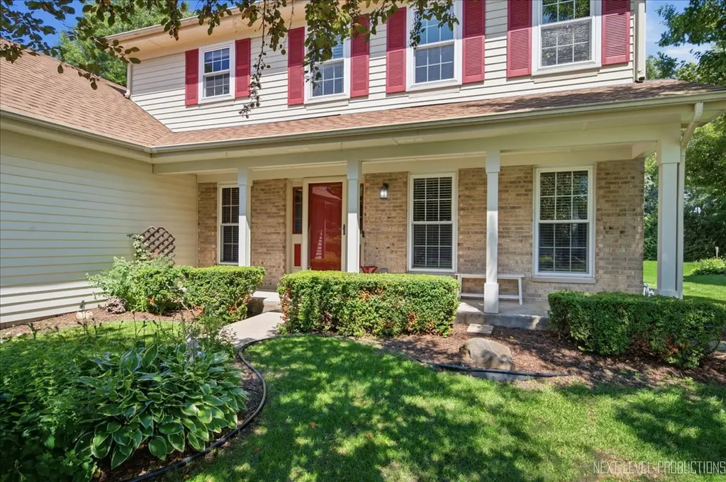 2755 Bluewater Circle Naperville IL 60564