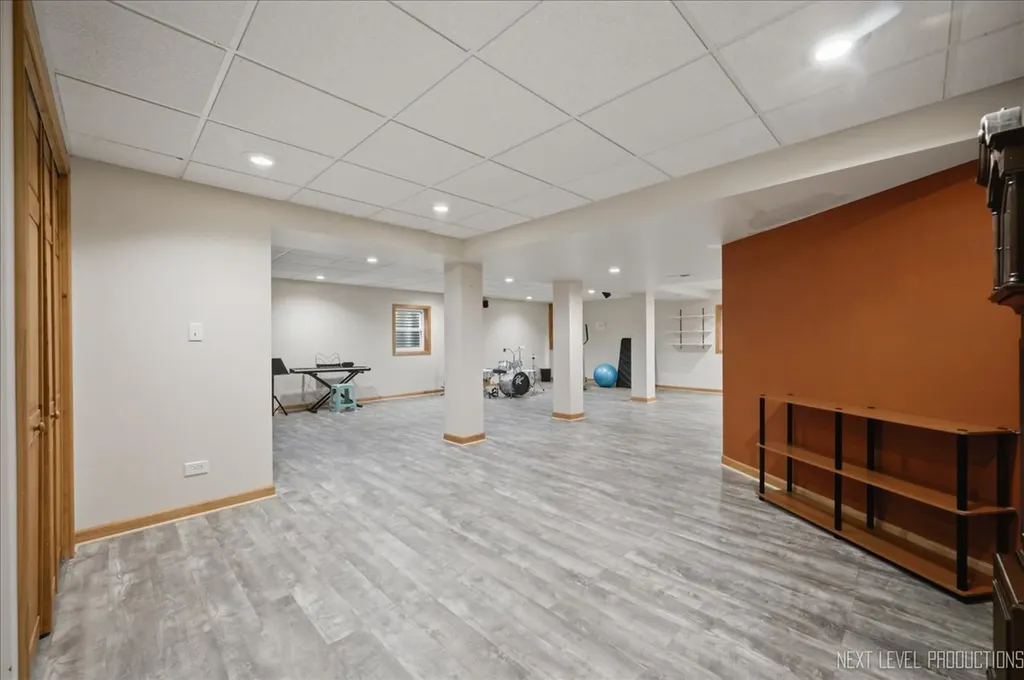 2755 Bluewater Circle Naperville IL 60564