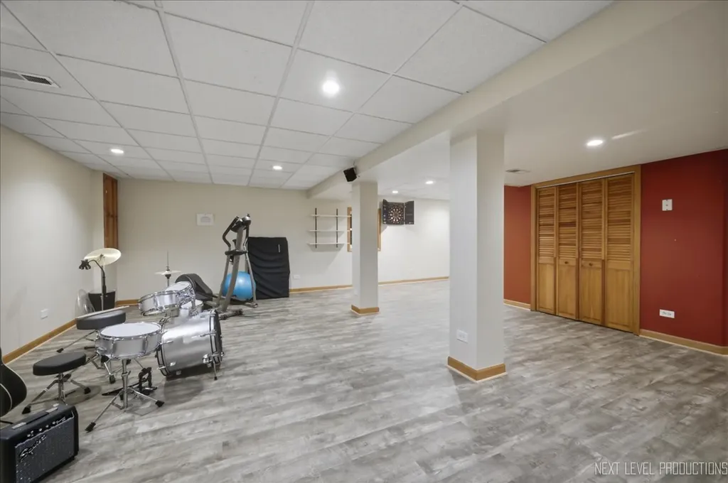 2755 Bluewater Circle Naperville IL 60564