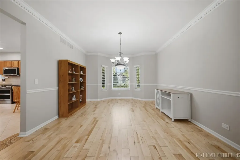 2755 Bluewater Circle Naperville IL 60564