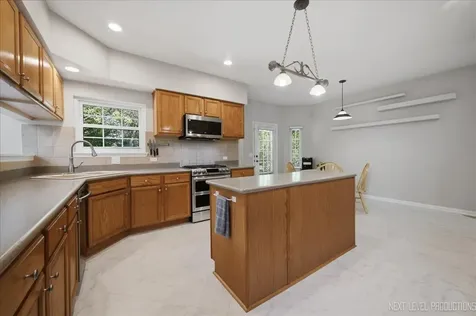 2755 Bluewater Circle Naperville IL 60564
