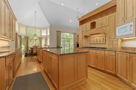 1741 Stanford Court Lake Forest IL 60045