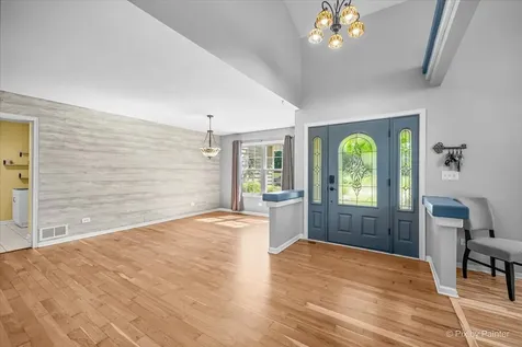 36452 North Tara Court Ingleside IL 60041