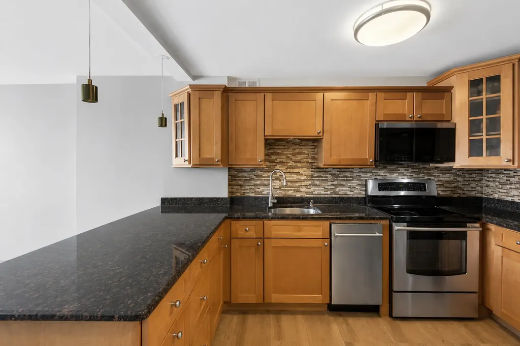 5415 North Sheridan Road Chicago IL 60640